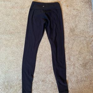 Lulu reversible leggings
